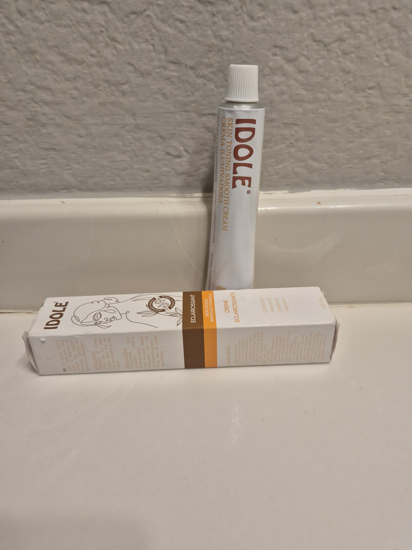 Idole tube cream